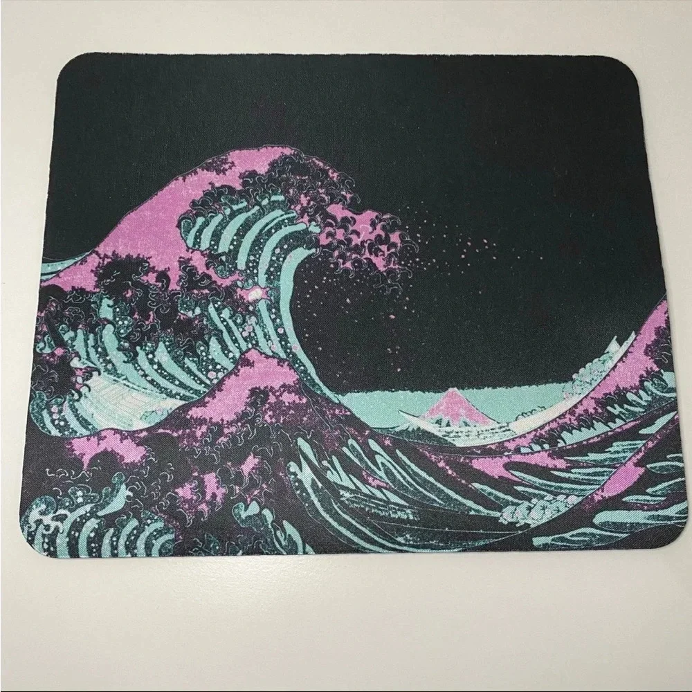 Computer Mouse Pad Wave Design - Picture 1 of 2